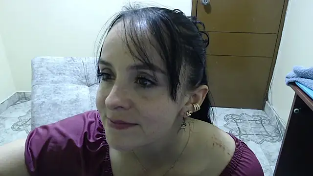 Snapshot of antara_hotgirl chatting on April 2026 10:04:02 PM antara hotgirl online show from April 2026 10:04:02 PM