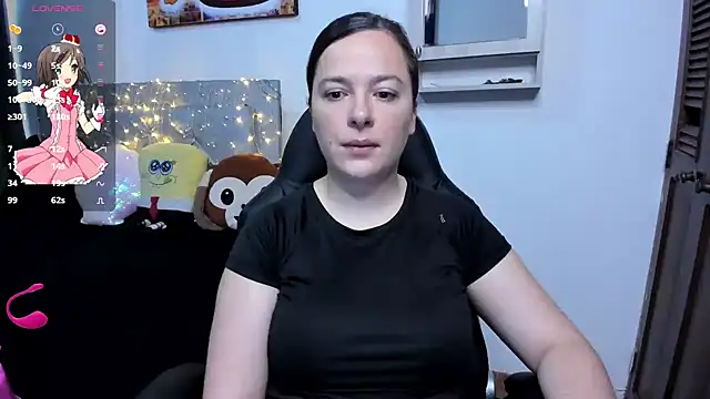 angelaagomez online show from November 2025 06:09:02 PM