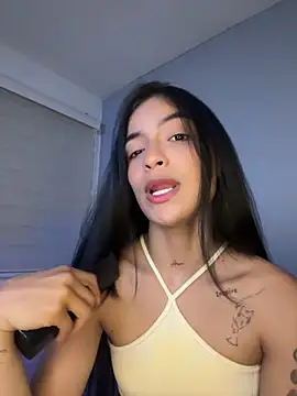 Snapshot of Sammy_pink chatting on June 2026 11:18:02 PM Sammy pink online show from June 2026 11:18:02 PM