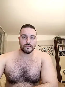 Snapshot of PowerToes chatting on December 2025 10:05:01 PM PowerToes online show from December 2025 10:05:01 PM