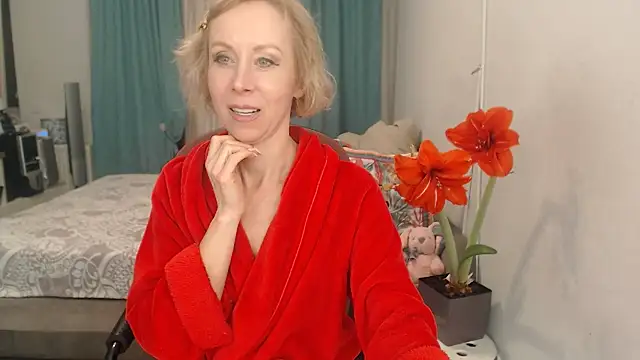 Snapshot of LuxuryNika chatting on April 2026 08:09:02 PM LuxuryNika online show from April 2026 08:09:02 PM