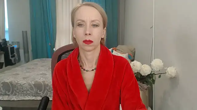 Snapshot of LuxuryNika chatting on May 2026 03:00:01 PM LuxuryNika online show from May 2026 03:00:01 PM