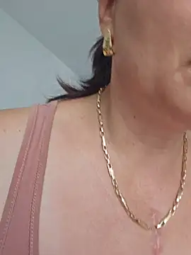 Snapshot of IsabelleCraft chatting on July 2026 08:43:02 AM IsabelleCraft online show from July 2026 08:43:02 AM