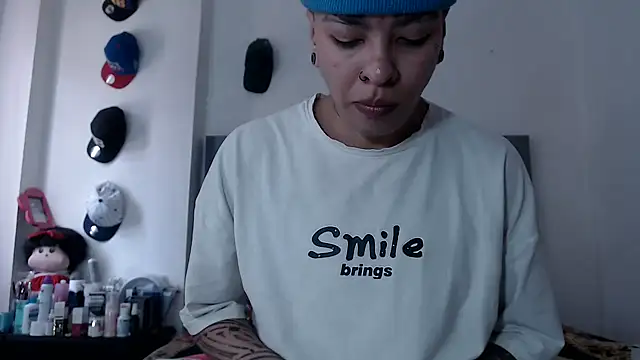 dulce maria x online show from October 2025 04:18:01 PM