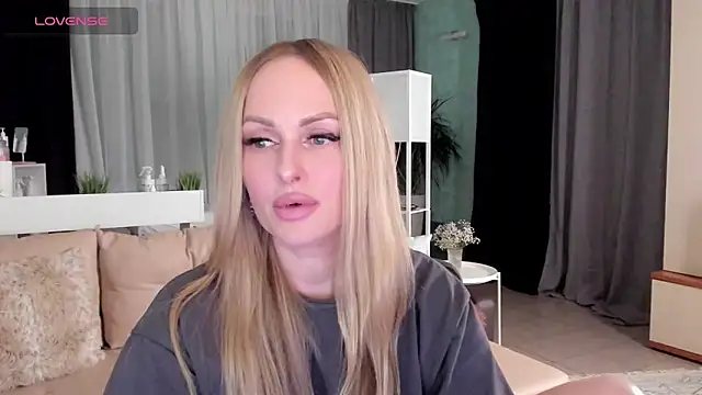 Libby Nora online show from January 2025 05:17:02 PM