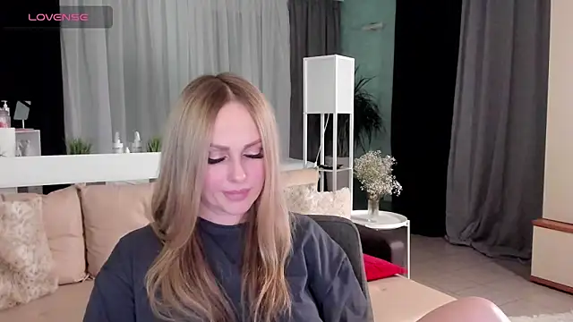 Libby Nora online show from January 2025 04:06:01 PM