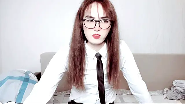 MinniMaksy online show from October 2025 10:40:02 PM