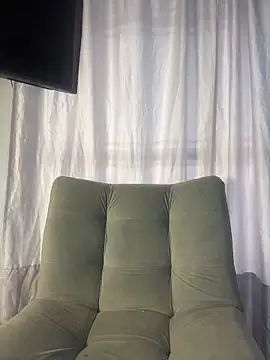 BA BYY online show from April 2026 07:28:01 PM