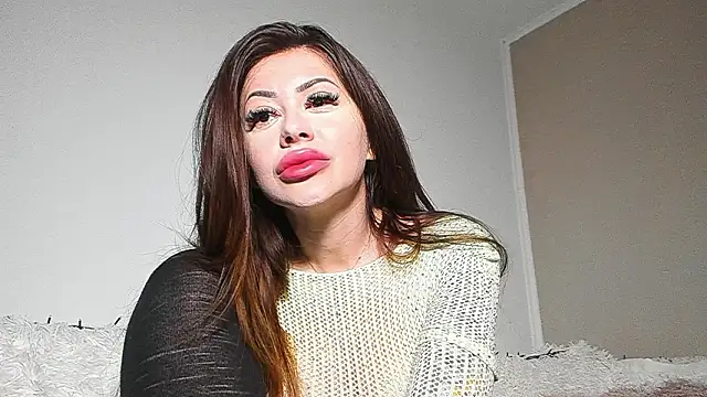 BrianaDiamondXXX online show from March 2026 06:03:02 AM