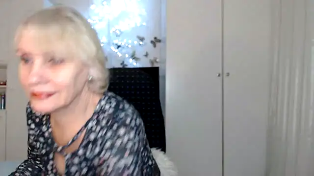 Ghertrude52 online show from February 2025 04:39:01 AM