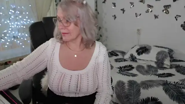 Ghertrude52 online show from March 2026 09:13:01 AM