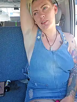 PinkTheHawk online show from January 2025 01:59:01 AM