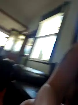 PinkTheHawk online show from November 2025 04:01:01 AM