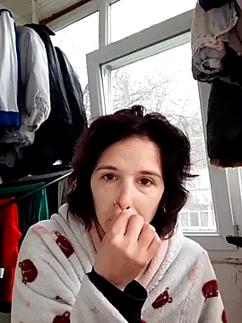 Snapshot of SexxyLety chatting on April 2026 07:31:01 AM SexxyLety online show from April 2026 07:31:01 AM