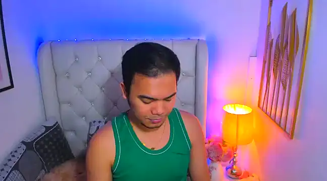 AsianZero online show from February 2025 08:24:01 PM