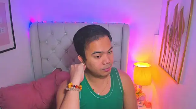 AsianZero online show from March 2025 05:28:02 PM