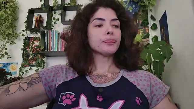 Snapshot of TaliMajesty chatting on June 2026 12:00:01 PM TaliMajesty online show from June 2026 12:00:01 PM