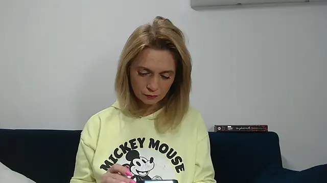 MysticCreature online show from February 2026 04:06:02 AM