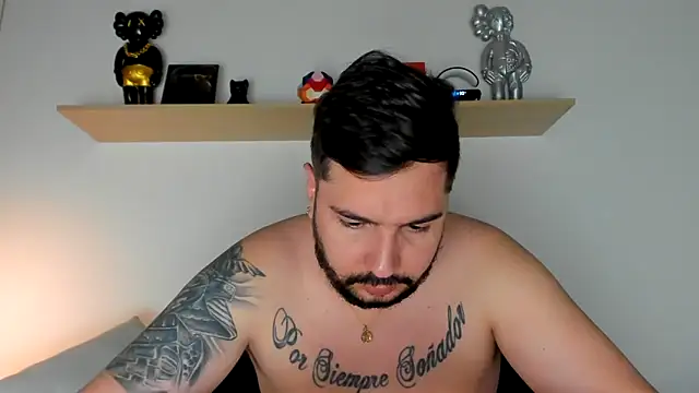 Snapshot of camilo_restrepo21 chatting on January 2025 02:32:02 AM camilo restrepo21 online show from January 2025 02:32:02 AM