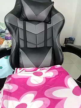 sandylau online show from March 2025 10:24:02 PM