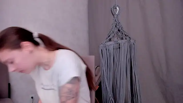 why again me online show from February 2025 06:34:02 PM