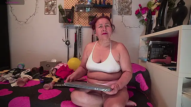 barbarah  online show from April 2026 04:41:02 PM