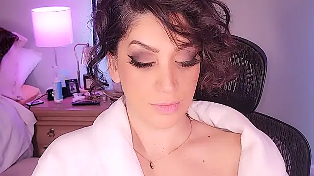 Wonderful Woman online show from March 2025 04:57:02 AM