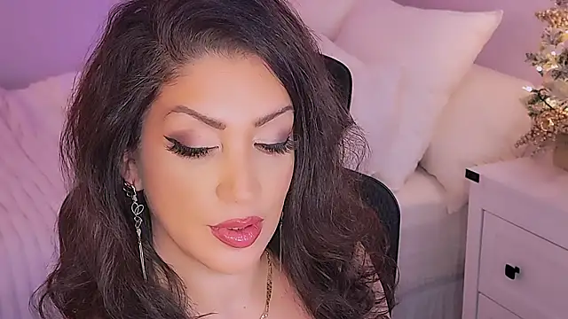 Wonderful Woman online show from December 2025 03:24:02 AM