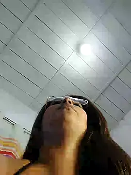 Snapshot of missmelissa_ chatting on March 2025 03:35:01 AM missmelissa  online show from March 2025 03:35:01 AM