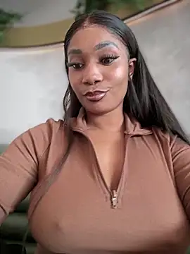   Nessa   online show from February 2025 11:53:01 AM