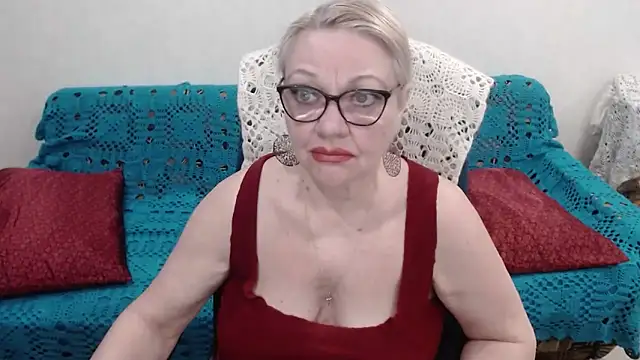 Snapshot of xHoneyLadyx chatting on May 2026 12:23:02 PM xHoneyLadyx online show from May 2026 12:23:02 PM