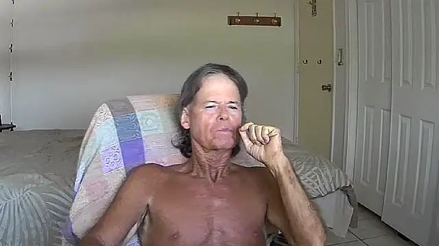 Snapshot of nakeedcowboi65 chatting on July 2026 06:10:02 PM nakeedcowboi65 online show from July 2026 06:10:02 PM