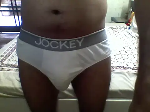 Snapshot of secretoxoxo chatting on November 2025 07:07:03 AM secretoxoxo online show from November 2025 07:07:03 AM