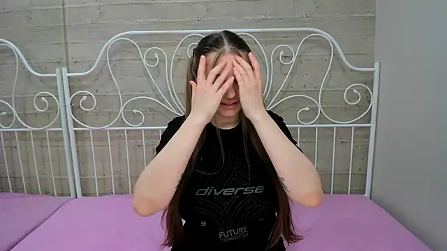 JuliaBusty online show from March 2025 02:25:02 PM