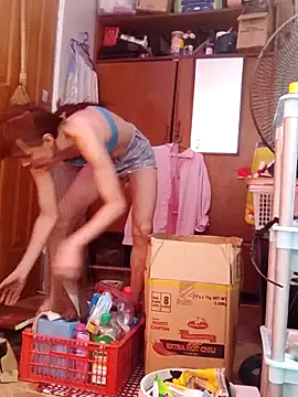 Snapshot of QueenSoreal chatting on February 2025 11:25:02 AM QueenSoreal online show from February 2025 11:25:02 AM