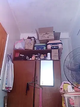 Snapshot of QueenSoreal chatting on February 2025 10:36:01 PM QueenSoreal online show from February 2025 10:36:01 PM