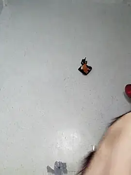 Snapshot of QueenSoreal chatting on February 2025 04:37:01 PM QueenSoreal online show from February 2025 04:37:01 PM