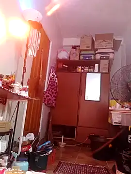 Snapshot of QueenSoreal chatting on February 2025 07:14:02 PM QueenSoreal online show from February 2025 07:14:02 PM