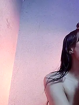 Snapshot of QueenSoreal chatting on March 2025 04:33:02 PM QueenSoreal online show from March 2025 04:33:02 PM