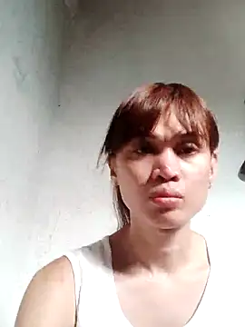 Snapshot of QueenSoreal chatting on March 2025 01:02:02 AM QueenSoreal online show from March 2025 01:02:02 AM