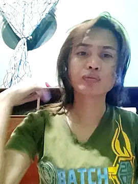 QueenSoreal online show from February 2026 04:28:02 PM