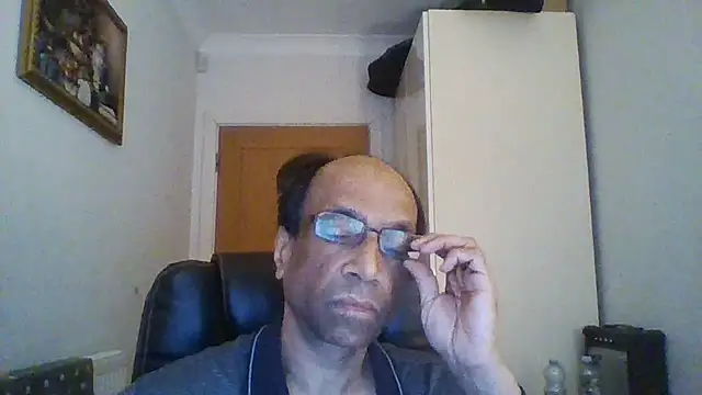 Snapshot of rauncher1 chatting on January 2025 11:17:01 AM rauncher1 online show from January 2025 11:17:01 AM