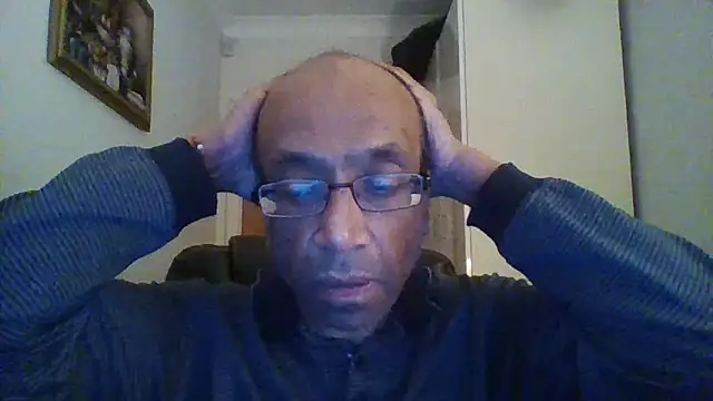 Snapshot of rauncher1 chatting on February 2025 11:45:01 PM rauncher1 online show from February 2025 11:45:01 PM