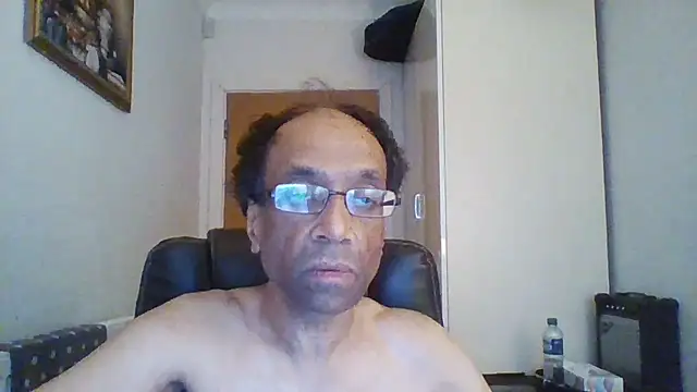 Snapshot of rauncher1 chatting on September 2025 08:03:02 AM rauncher1 online show from September 2025 08:03:02 AM