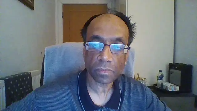 Snapshot of rauncher1 chatting on October 2025 08:59:02 AM rauncher1 online show from October 2025 08:59:02 AM