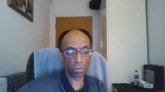 Snapshot of rauncher1 chatting on October 2025 09:31:01 AM rauncher1 online show from October 2025 09:31:01 AM