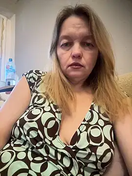 Susanel online show from January 2025 01:00:02 PM