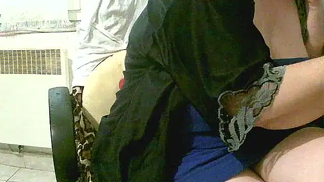 Snapshot of douceur63 chatting on October 2025 11:08:02 AM douceur63 online show from October 2025 11:08:02 AM