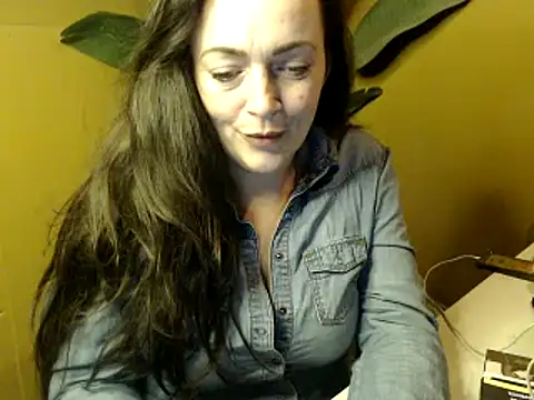 cloe85nl online show from February 2025 07:20:02 PM