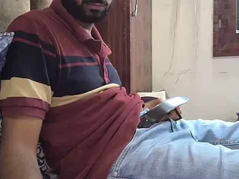 Snapshot of brownie_cake_cb chatting on October 2025 09:11:01 AM brownie cake cb online show from October 2025 09:11:01 AM